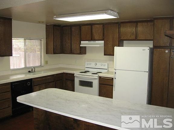 4th image of 2521 Woodcrest Ln