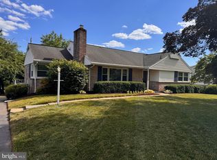 234 Bluff View Dr, Lancaster, PA 17601