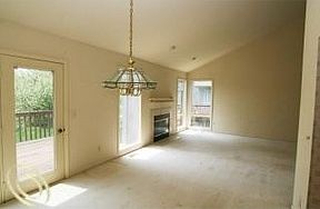 4th image of 37622 Avon Cir #1