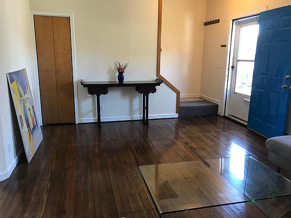 2nd image of 17 River St