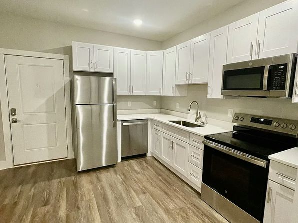 325 English Commons Dr #11455147