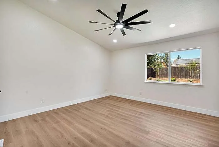 2775 Chianti Ave — Photo 8