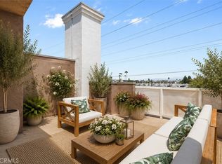 11622 Oxnard St, North Hollywood, CA 91606