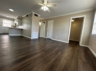 206 Elizabeth St NE APT M2, Cullman, AL 35055