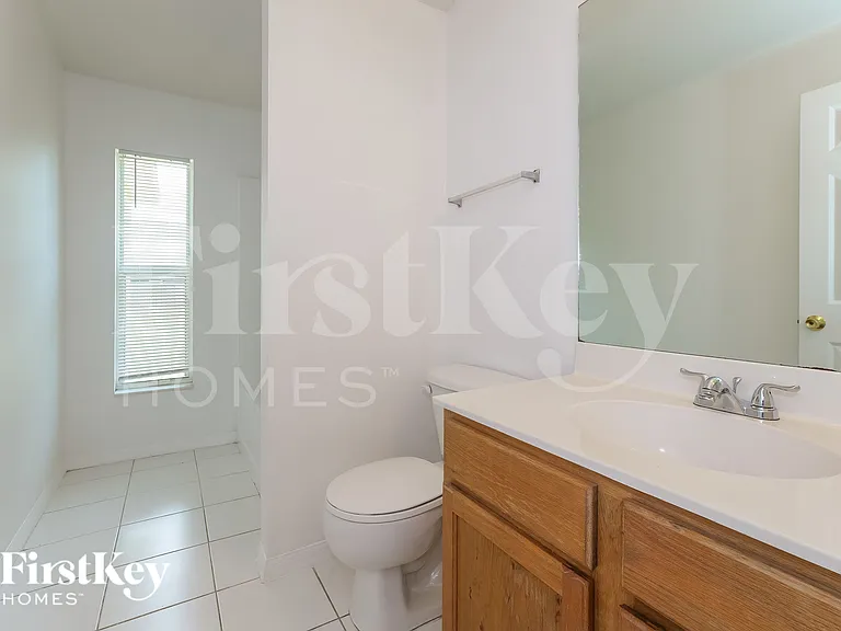 2831 SE Hutchings Ave — Photo 16