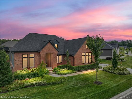 191 Timber Trace Ln, Bloomfield Hills, MI 48302