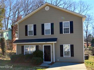 6111 Coolbrook Ct, Charlotte, NC 28217