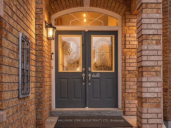 4th image of 74 Wrendale Cres