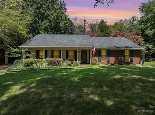 4810 Old Spice Ln, Charlotte, NC 28277