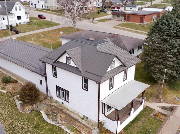 610 1st Street, Bloomington, WI 53804