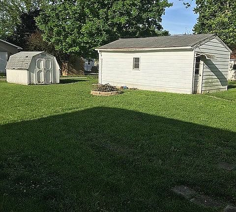 2nd image of 309 W South St