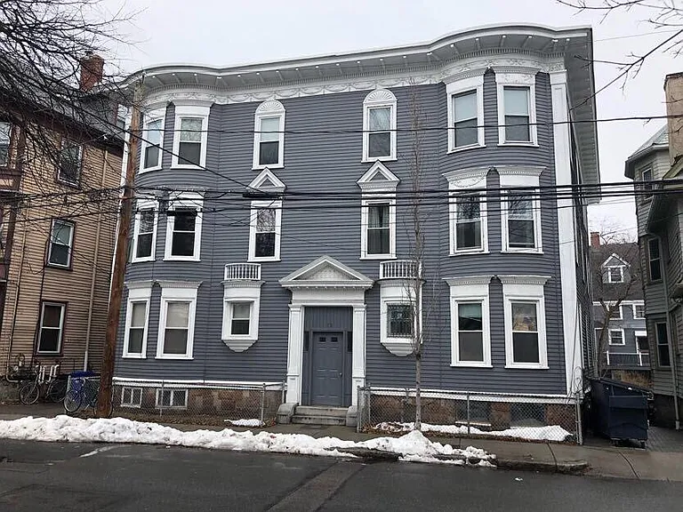 79A Brook St #2R — Photo 10