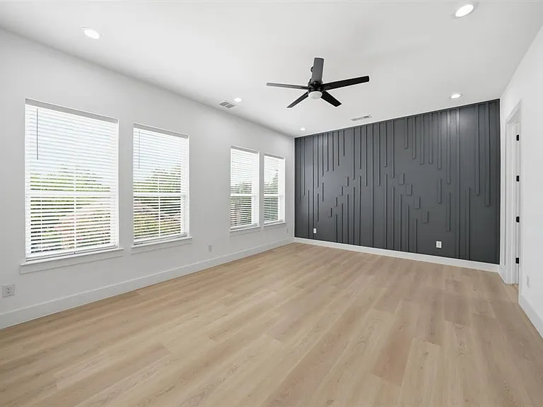 428 N Patton St — Photo 9