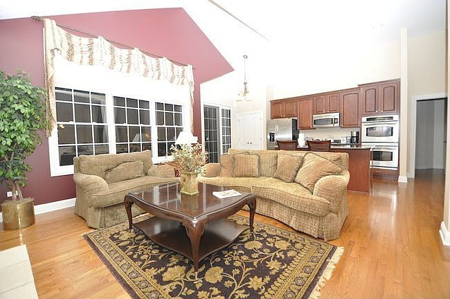 2nd image of 1248 Stonebriar Ct