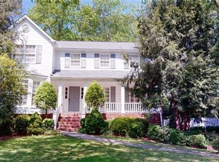949 Muirfield Dr, Marietta, GA 30068