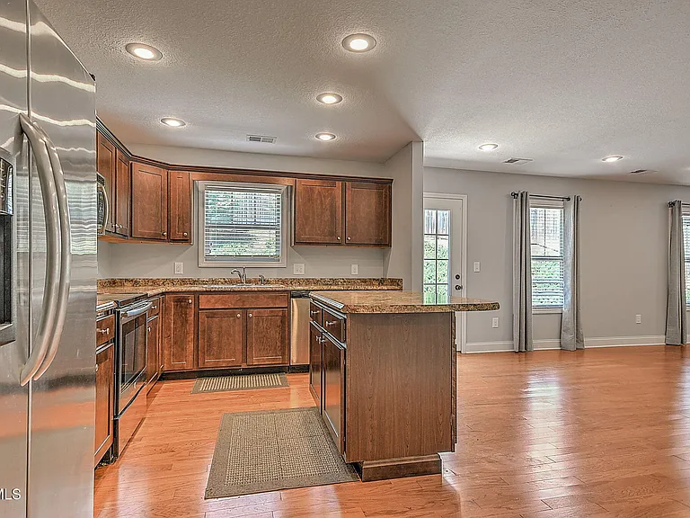 1092 Aberlea Valley Cir — Photo 13
