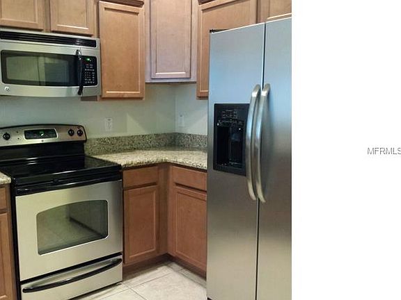 2nd image of 11064 Savannah Landing Cir