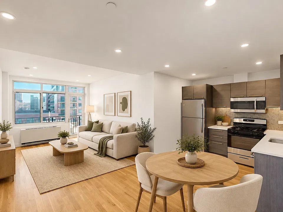 11-15 Broadway #2Z