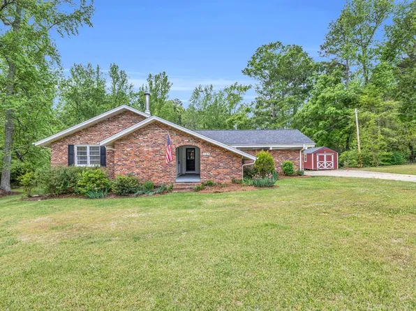 137 Avondale Rd, Greenwood, SC 29649