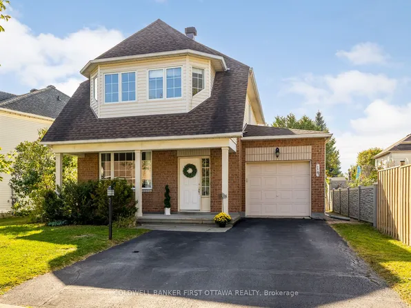 14 Vistapointe Dr, Ottawa, ON K2G 6N5