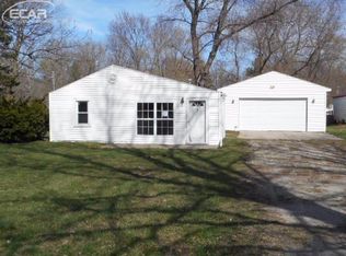 7298 Neff Rd, Mount Morris, MI 48458