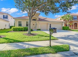 2585 Sawgrass Lake Ct, Cape Coral, FL 33909