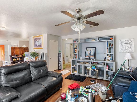 4th image of 3004 Avenue D