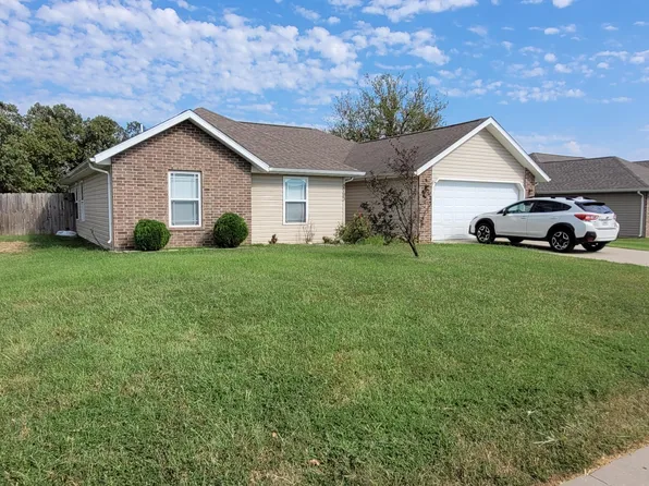 2793 Neosho Heights Circle, Neosho, MO 64850