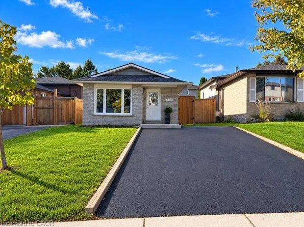 478 Templemead Dr, Hamilton, ON L8W 2H2