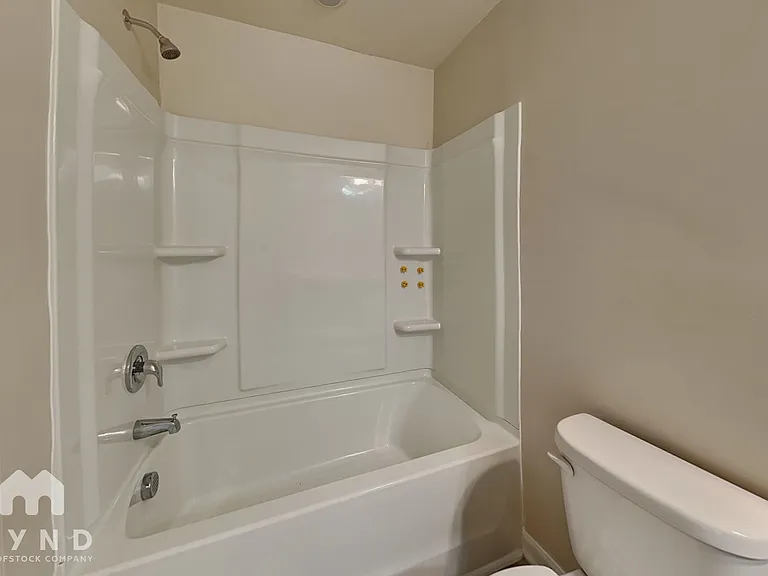 845 Falls Grove Trl — Photo 18