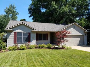 60 Sprague Rd, Berea, OH 44017