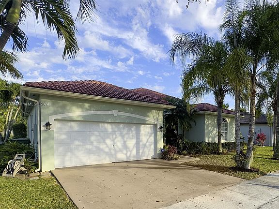 3rd image of 2615 Dunwoodie Pl
