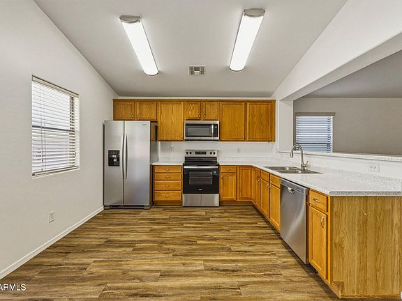 5th image of 41896 W AVELLA Drive