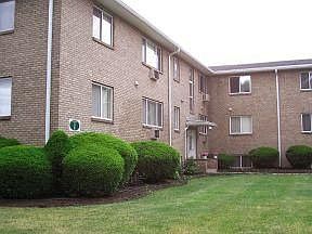 2nd image of 3100 Elmwood Ave APT 1