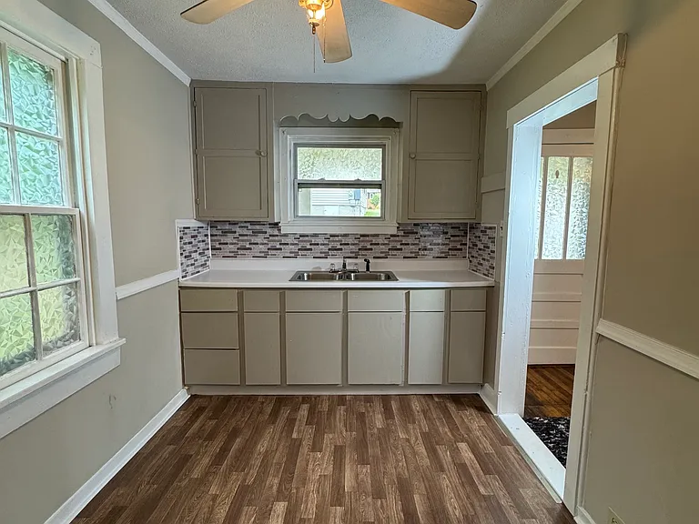 235 Dodd St — Photo 12