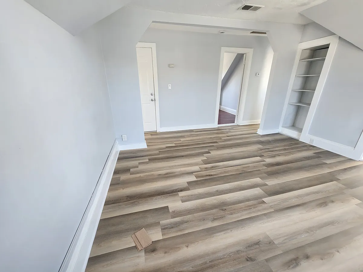 Building Photo - 37 Herrod Ave #3