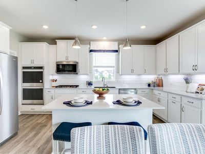 727 Winterberry Ln, Waconia, MN, 55387