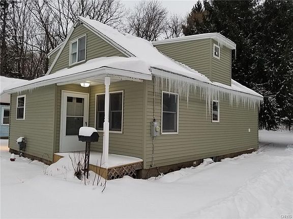 3rd image of 53 Curtis Ave