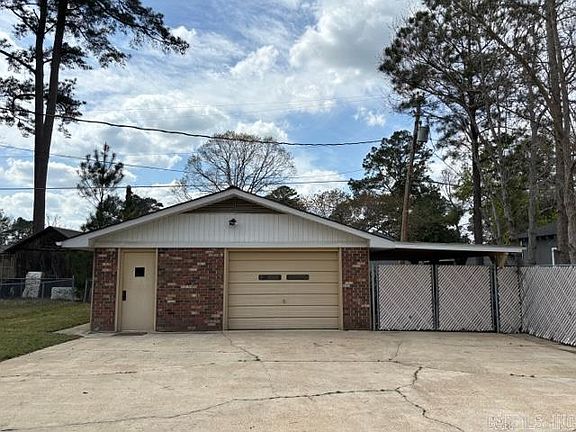3rd image of 2826 Osage Ave