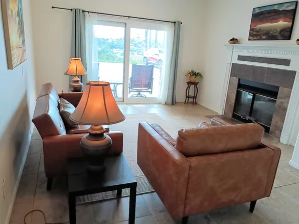 1620 1/4 York Dr #A, Vista, CA 92084