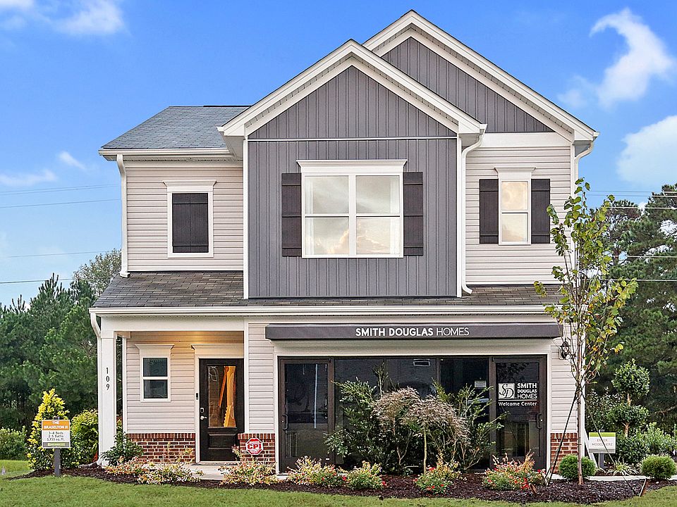 Avery Chase Model Home