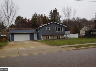 6513 Spruce Dr, Cannon Falls, MN 55009