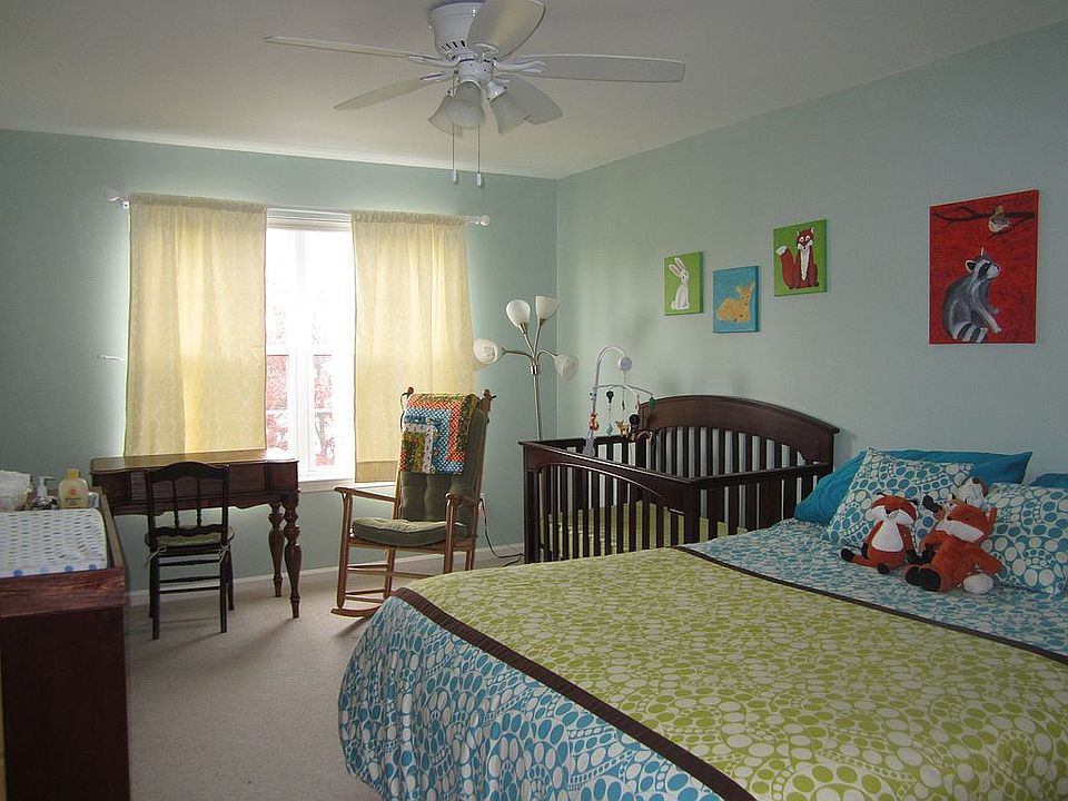 2nd image of 27 Windsor Pond Rd #205