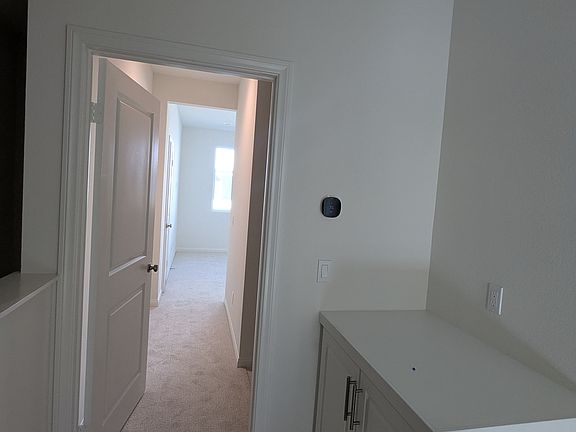 3rd image of 528 Cobblestone Ct #Na