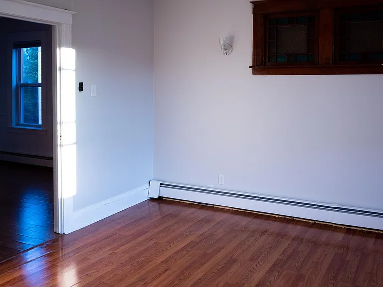 29 Curtin Ave #2 — Photo 5