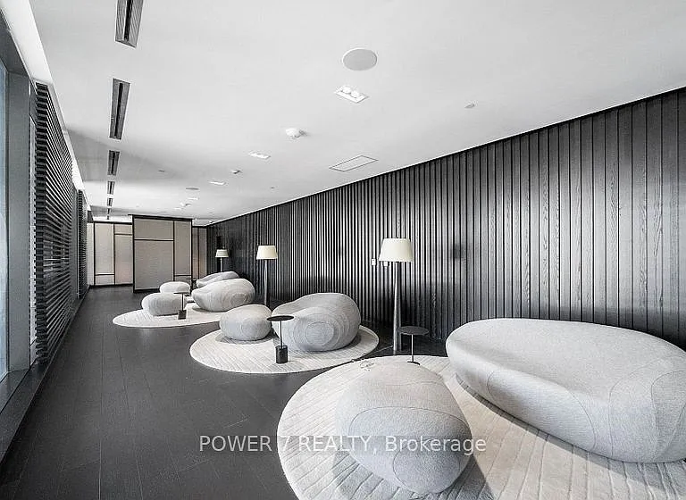 501 Yonge St #3808 — Photo 15