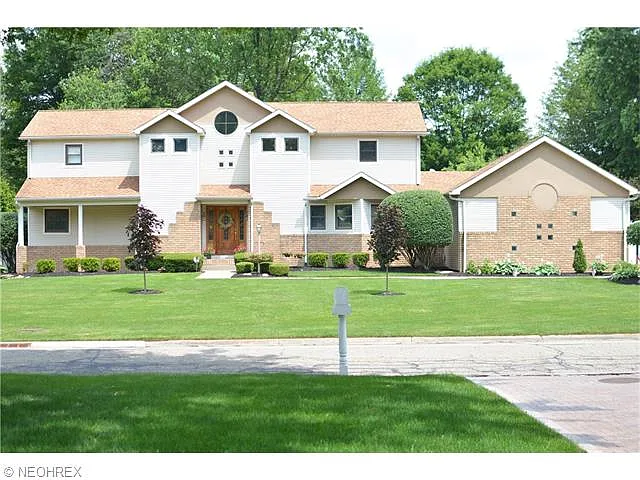 285 Fonderlac Dr SE photo 1