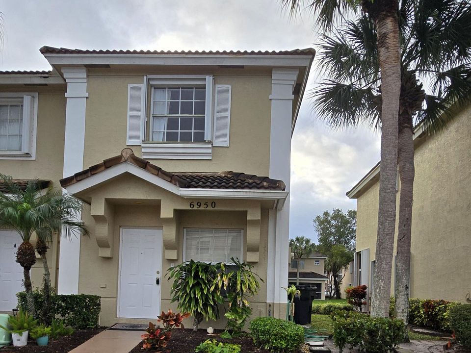 1st image of 6950 Blacksmith Way