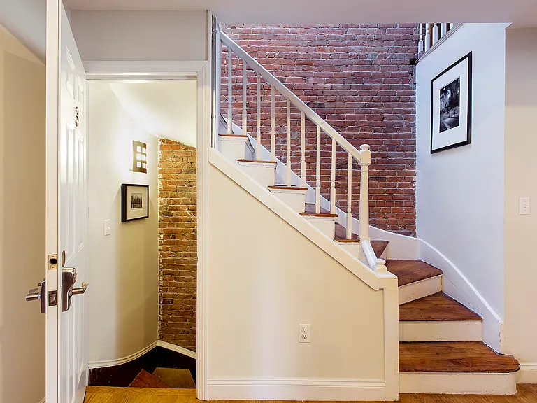 237 Northampton St #3 — Photo 8
