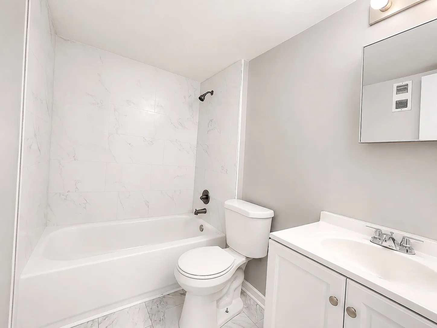2 bed, 1.5 bath, 992 sqft, $1,550 — Photo 4